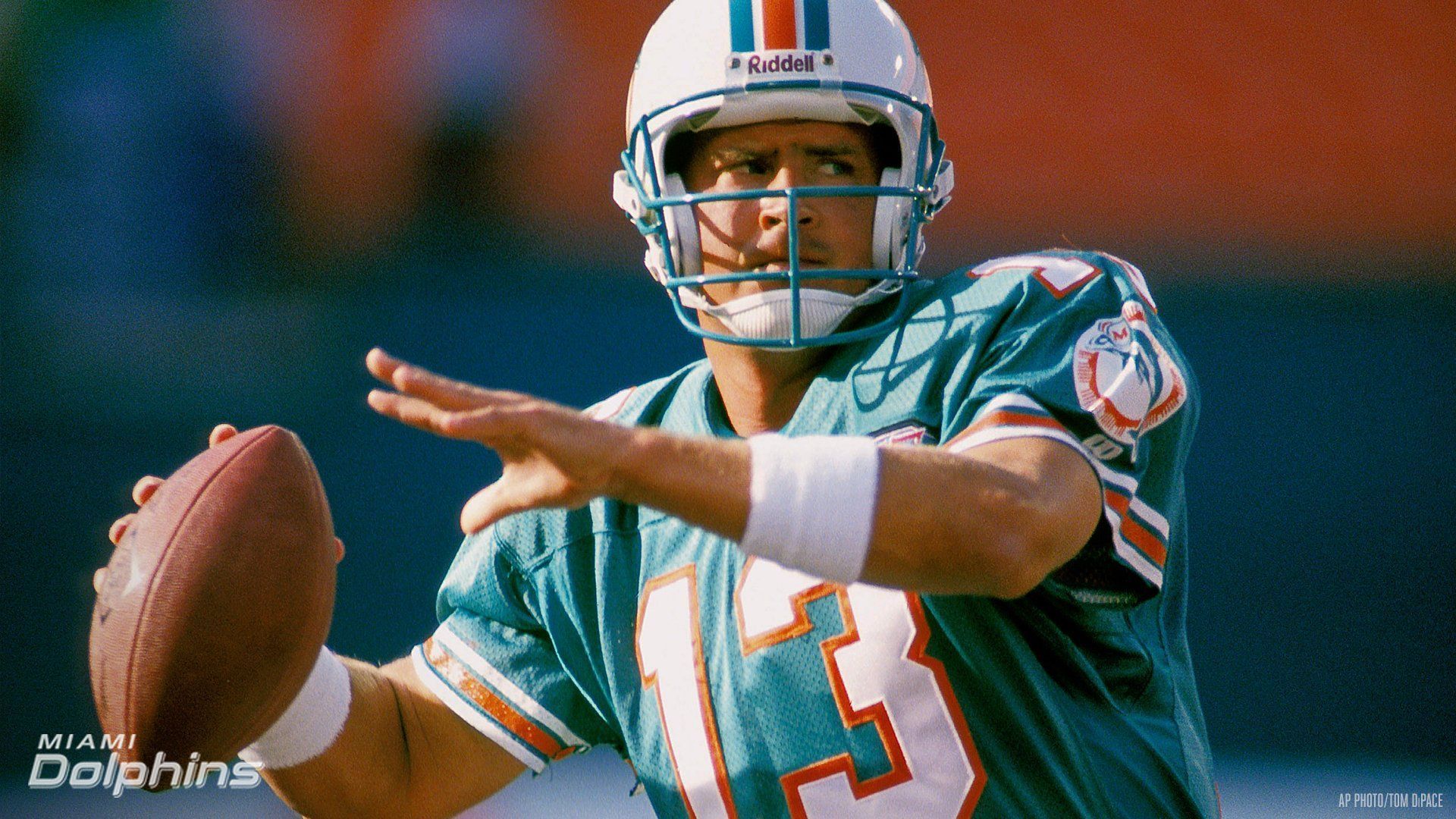 Dan Marino · CGC Signature Series · July 2026 Signing